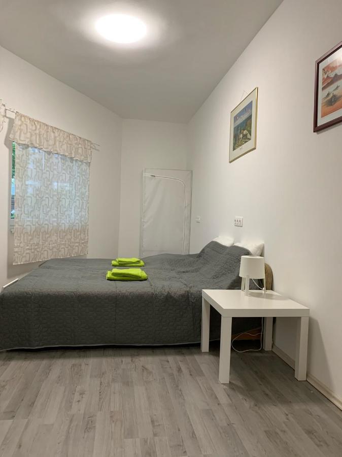 Levendulakert Siofok Apartmanhaz Ngoại thất bức ảnh